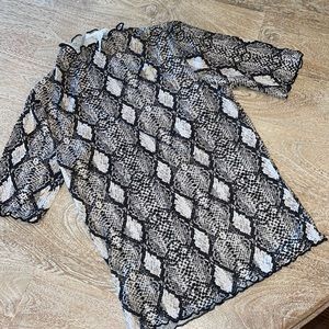 Caution to the Wind Snake Print Fitted Lettuce Hem Tee